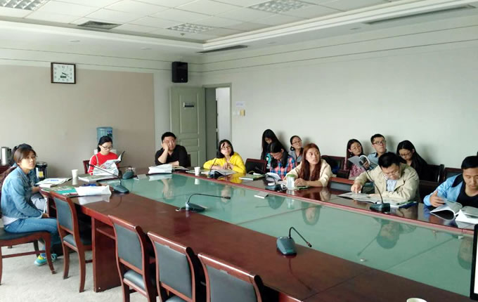 陜西西北大學(xué)服務(wù)周1.jpg 陜西西北大學(xué)服務(wù)周1.jpg